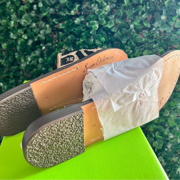 🌟New Sam Edelman Girls Gunner Slide Sandal 🌟 - Picture 4 of 6